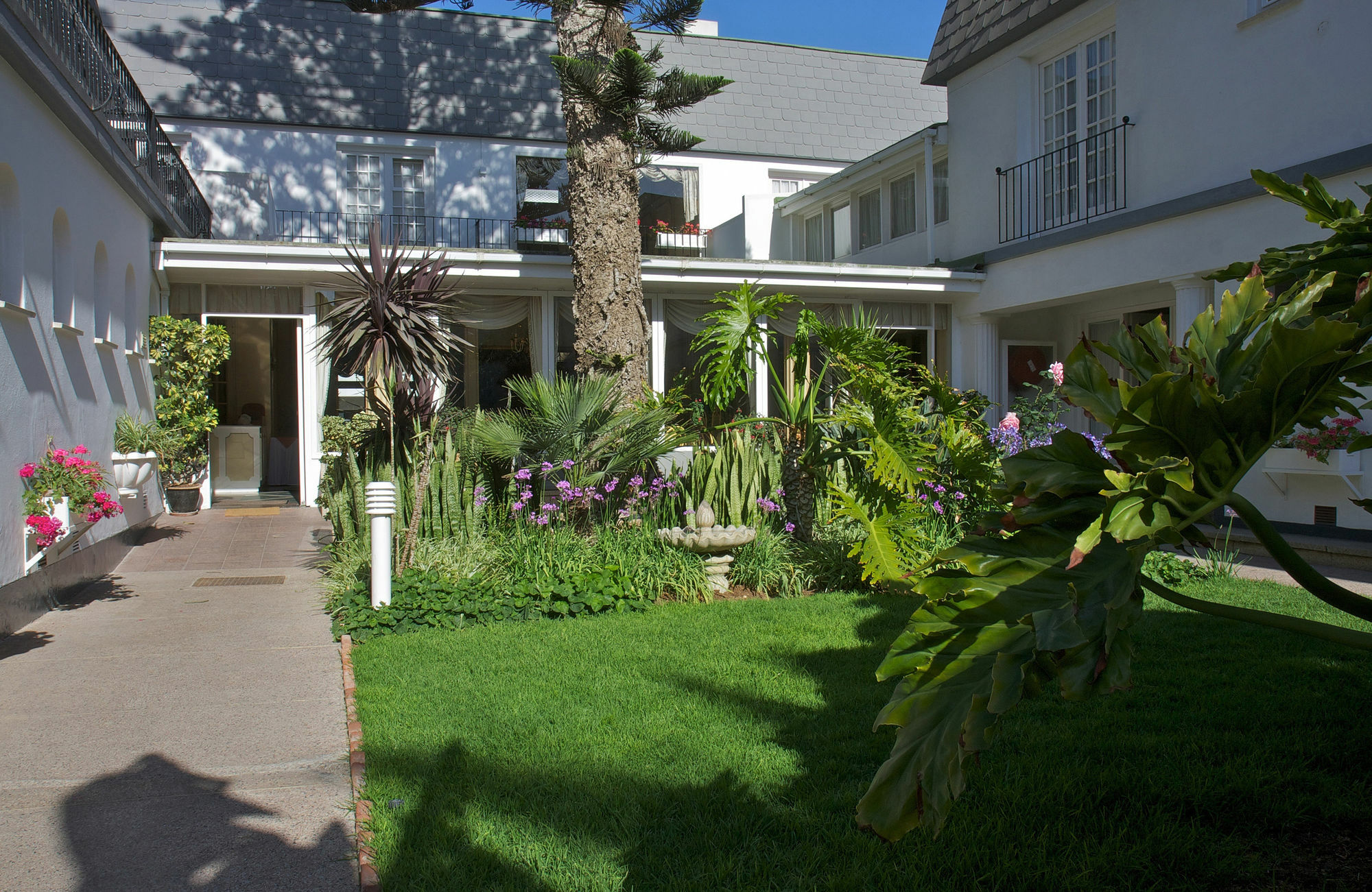 Hansa Hotel Swakopmund Εξωτερικό φωτογραφία